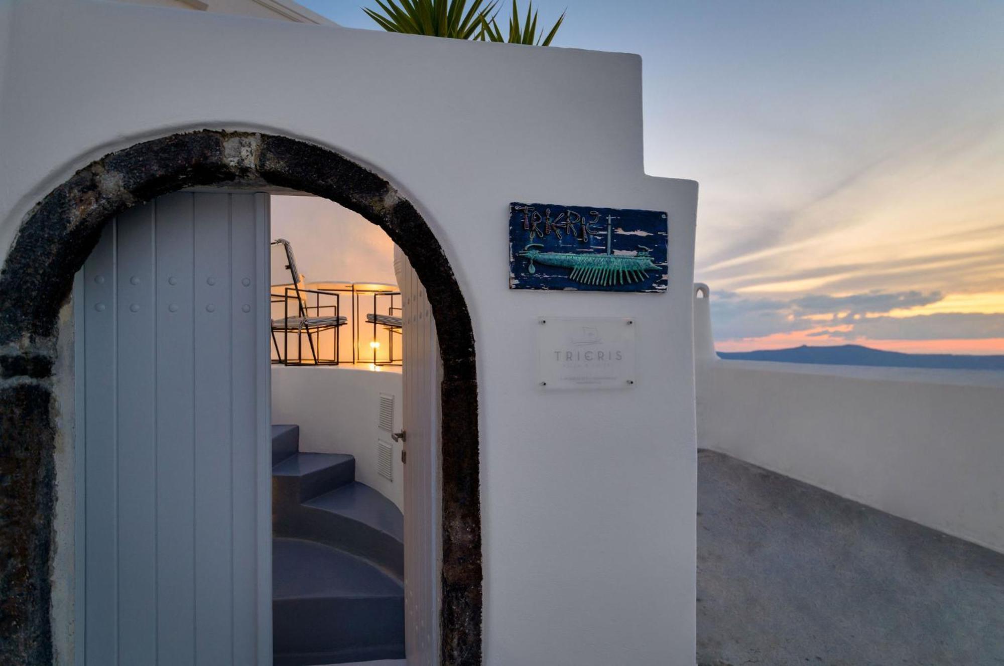 Trieris Villa & Suites Fira  Ngoại thất bức ảnh