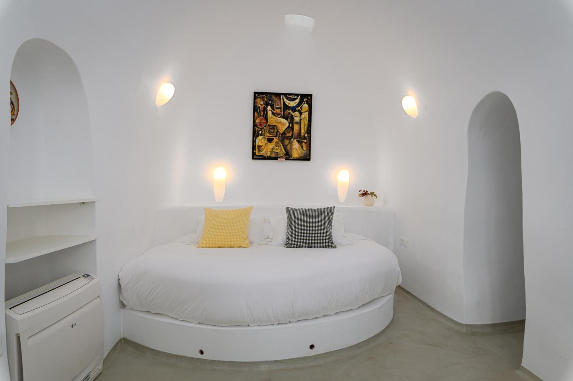 Trieris Villa & Suites Fira  Ngoại thất bức ảnh