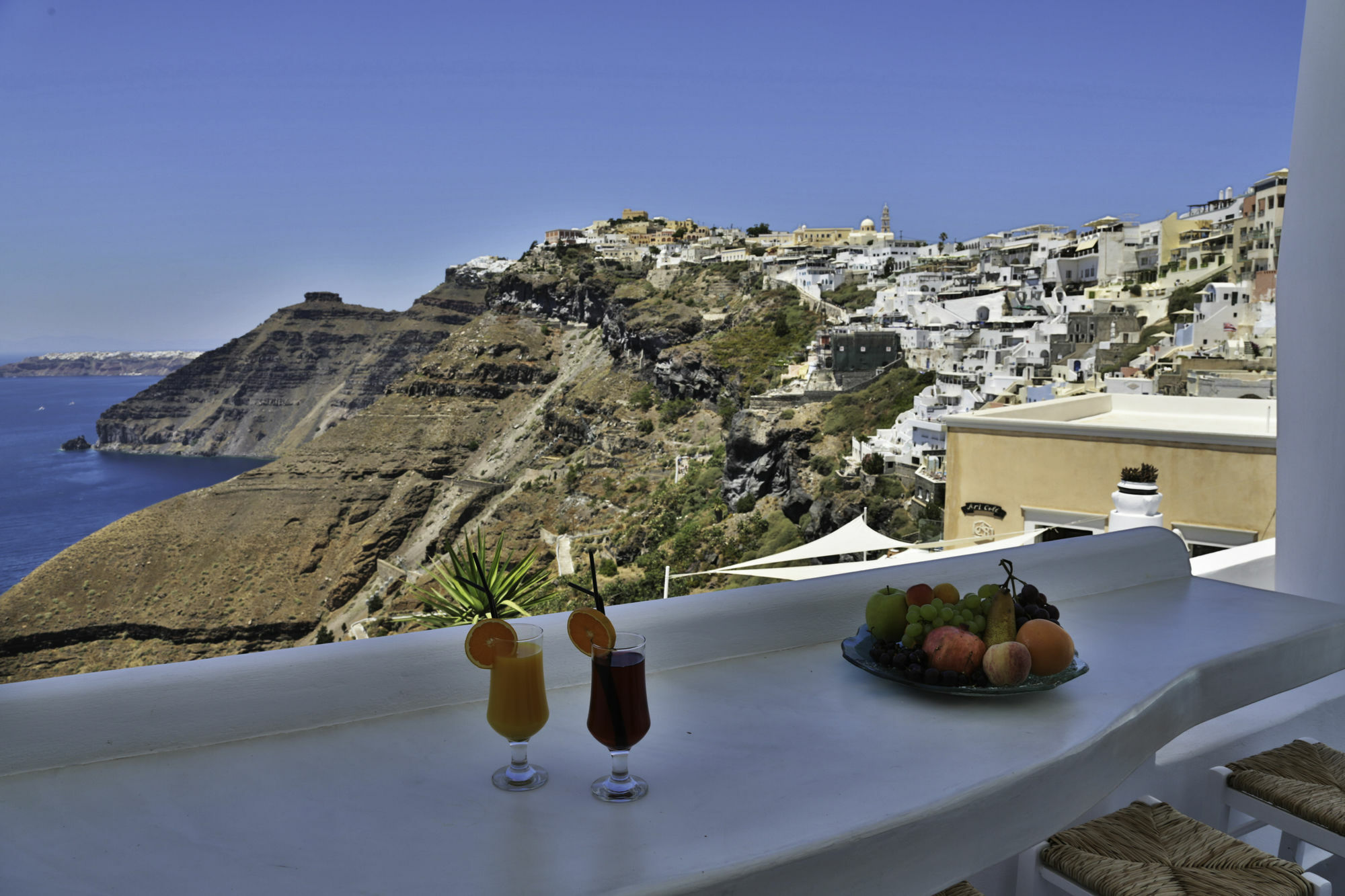 Trieris Villa & Suites Fira  Ngoại thất bức ảnh